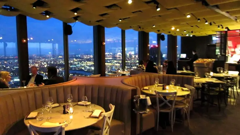 Ten-restaurants-with-the-most-beautiful-views-in-the-world17