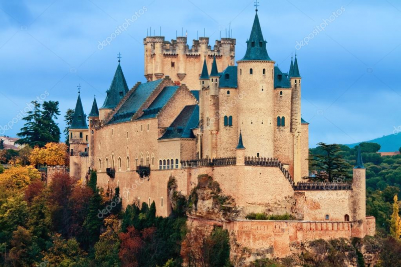 the-top-ten-most-beautiful-castles-in-the-world-15