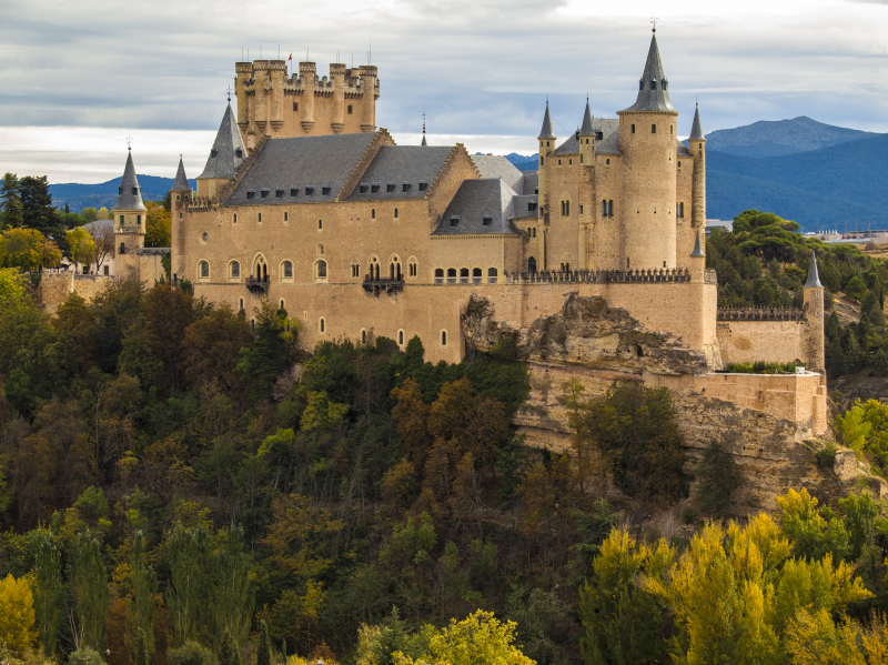 the-top-ten-most-beautiful-castles-in-the-world-16