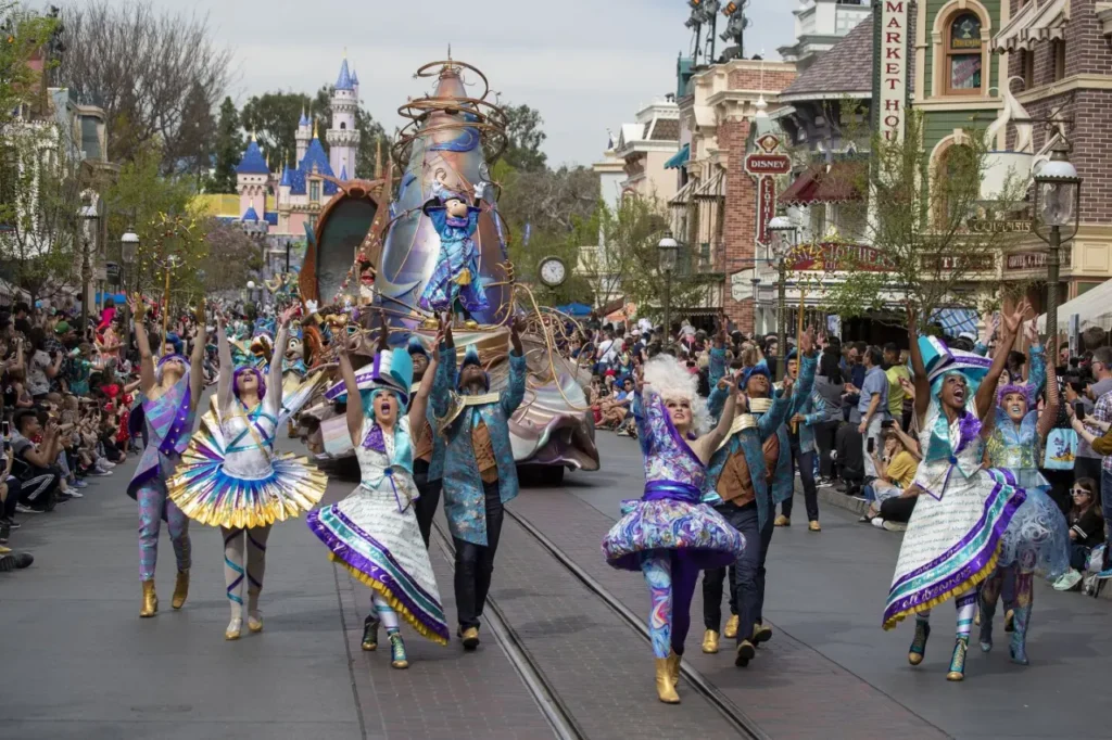 Discover Disneyland, Enjoy The Land Of Dreams 05