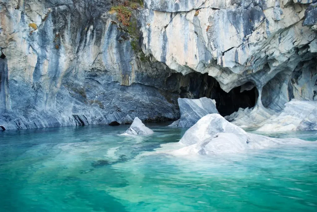 Marble Caves 3-4