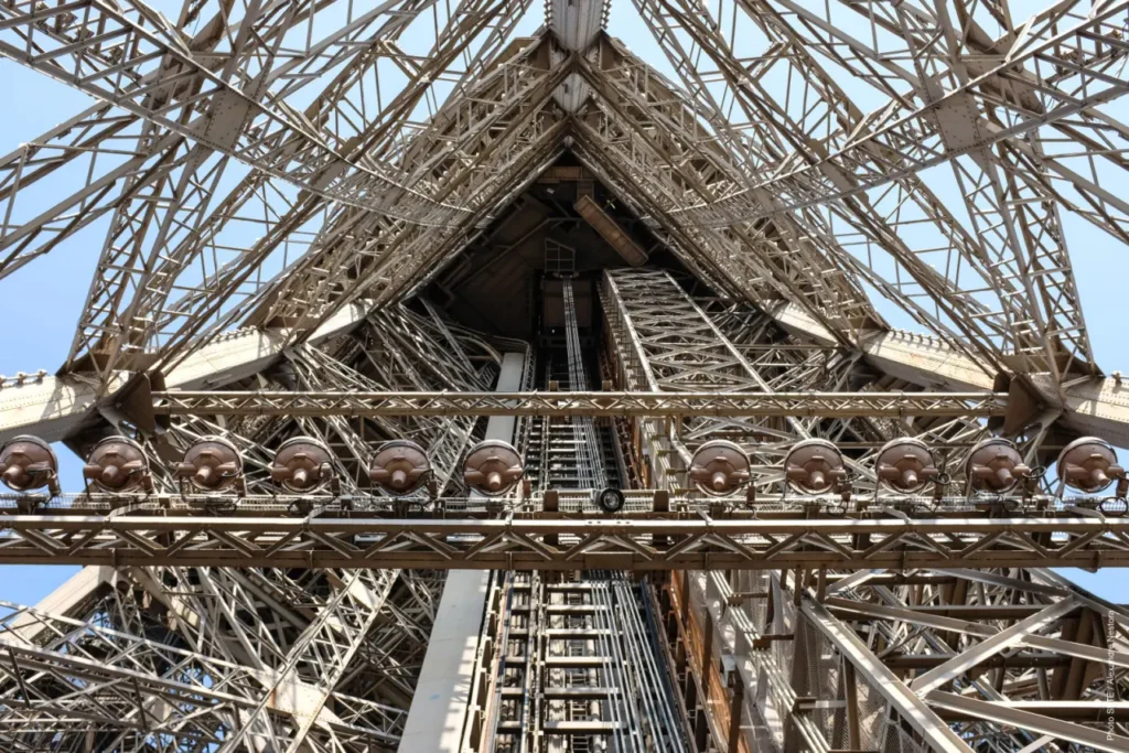 The Eiffel Tower 5