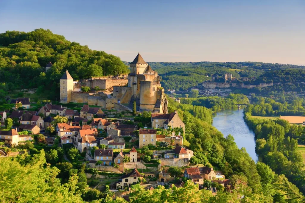 The Most Attractive Tourist Destinations In France 21