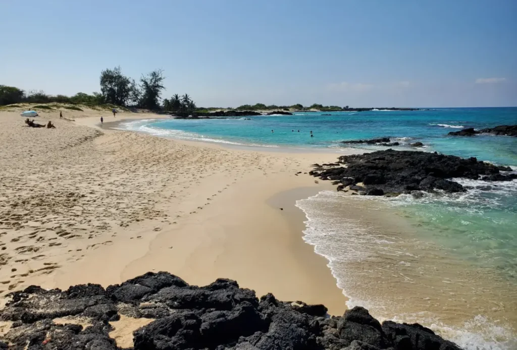 The Most Beautiful Beaches In Hawaii 10