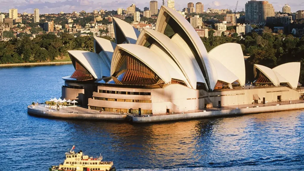 The Top 30 Famous Tourist Destinations In Australia 1