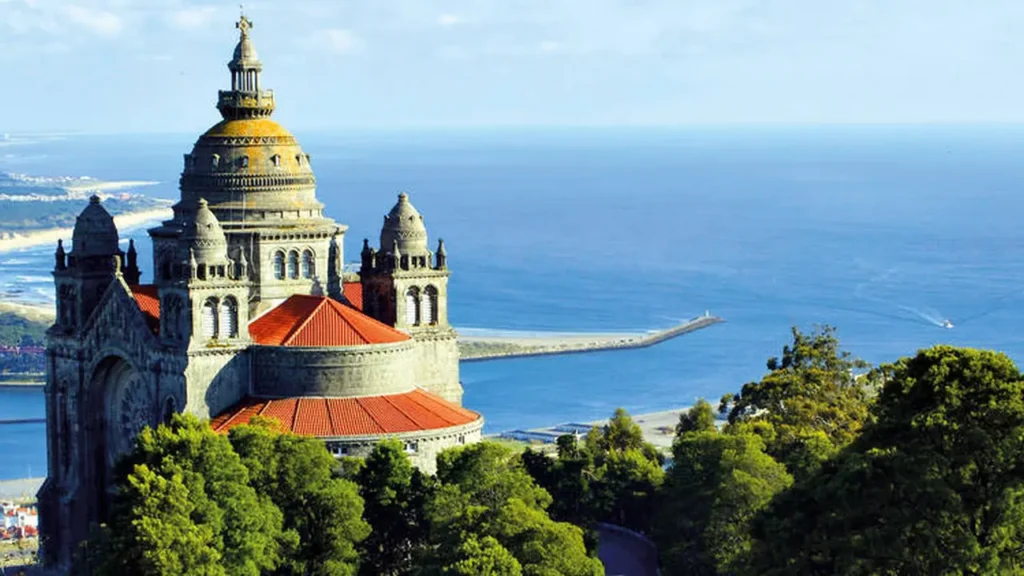 The Top Enchanting Tourist Destinations In Portugal 14