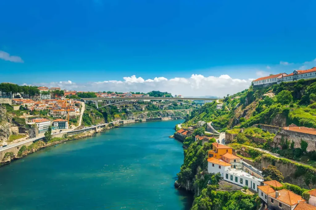 The Top Enchanting Tourist Destinations In Portugal 35