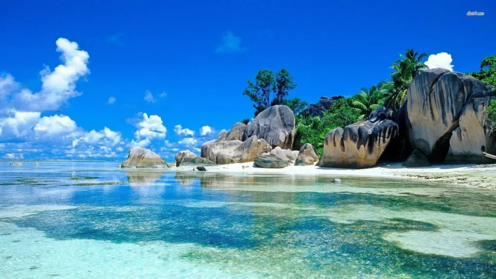 Top Beautiful Beaches In The World 15