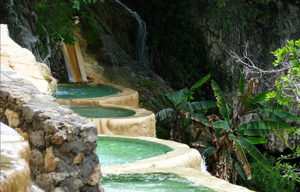 Natural Hot Springs In The World 11