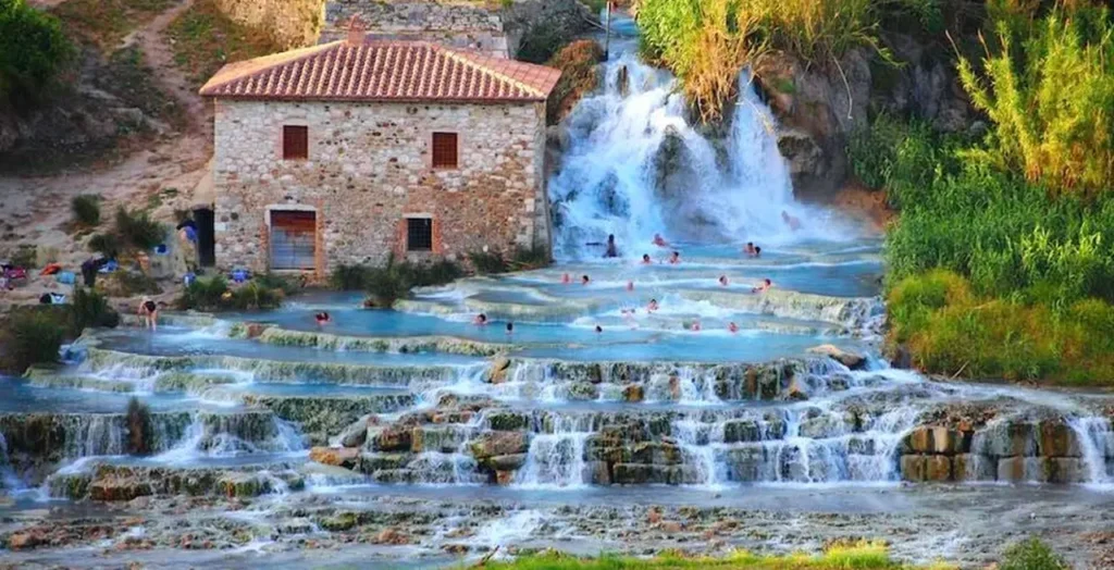 Natural Hot Springs In The World 9