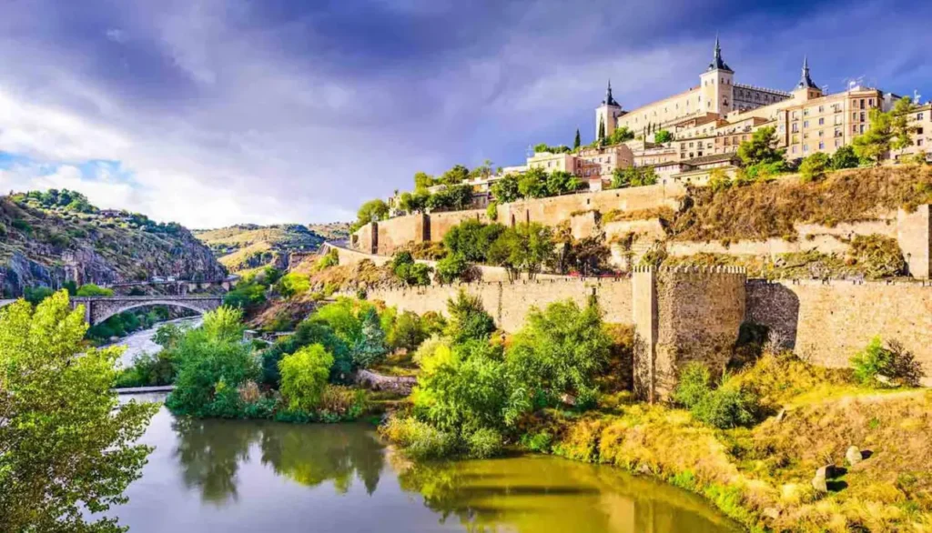 The Top Famous And Beautiful Destinations In Spain 11