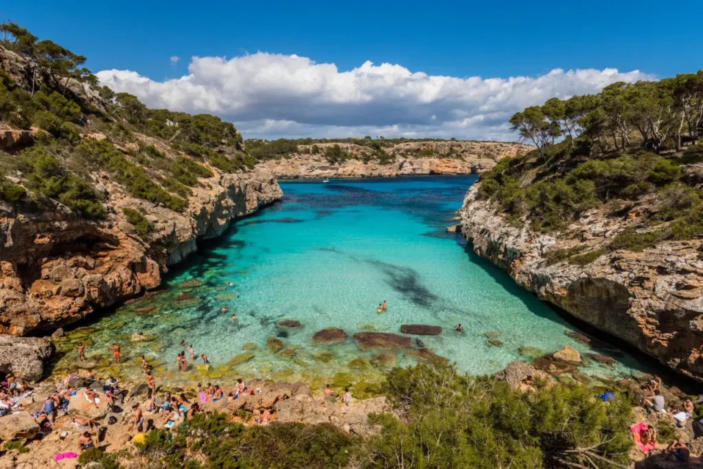 The Top Famous And Beautiful Destinations In Spain 17